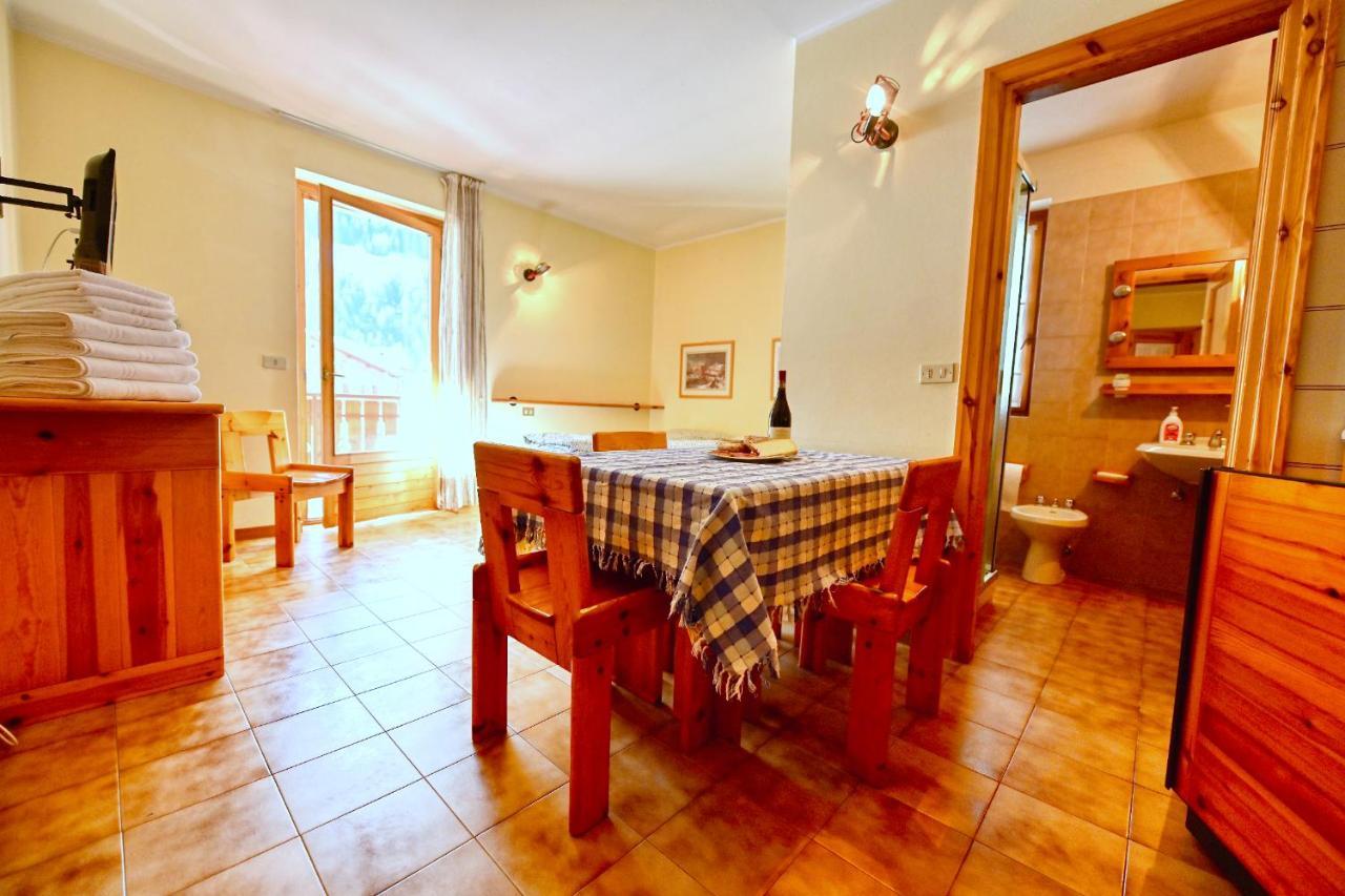 Residence Raethia Tra Bormio E Livigno Pradelle Экстерьер фото